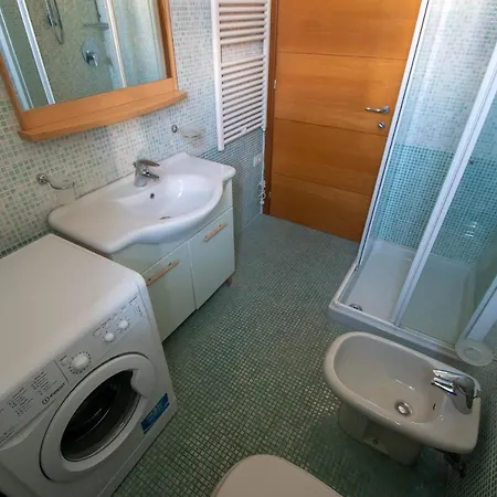 Apartment Lato Soleggiato @gardazzurro *