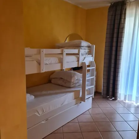Lato Soleggiato @gardazzurro Padenghe sul Garda